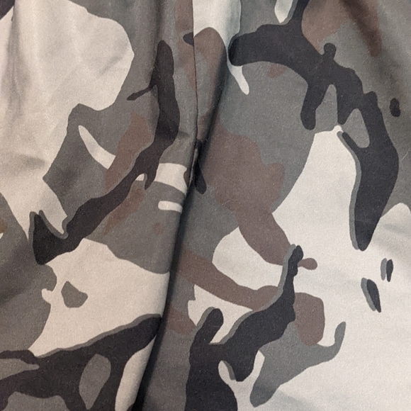 Pre-owned ADIDAS Camp Shorts Size Large - Picture 4 of 9